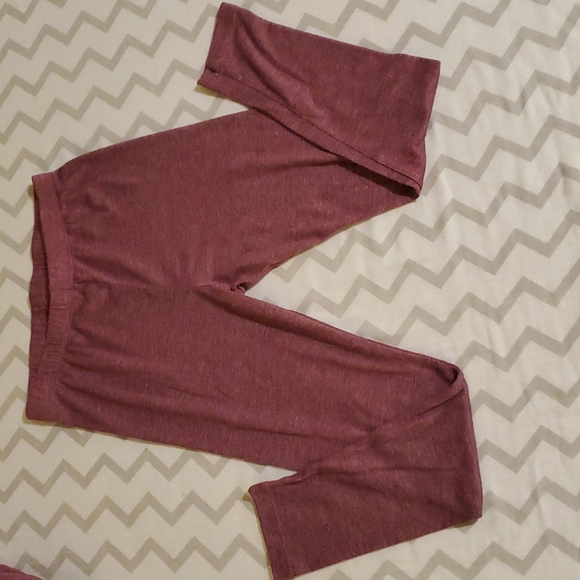 32° Heat thermal underwear for girls. Size small, top and bottom. - Picture 3 of 3